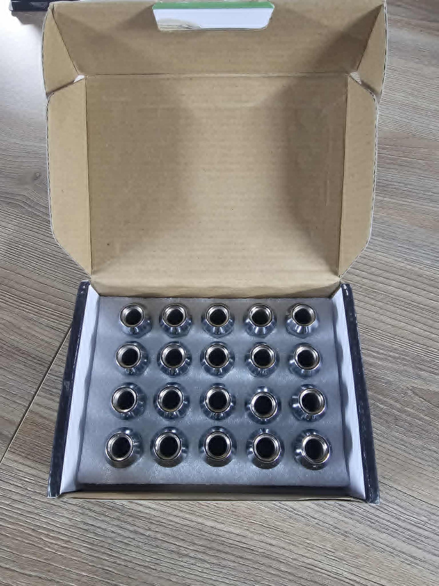 M12x1.5 Wheel Lug Nuts